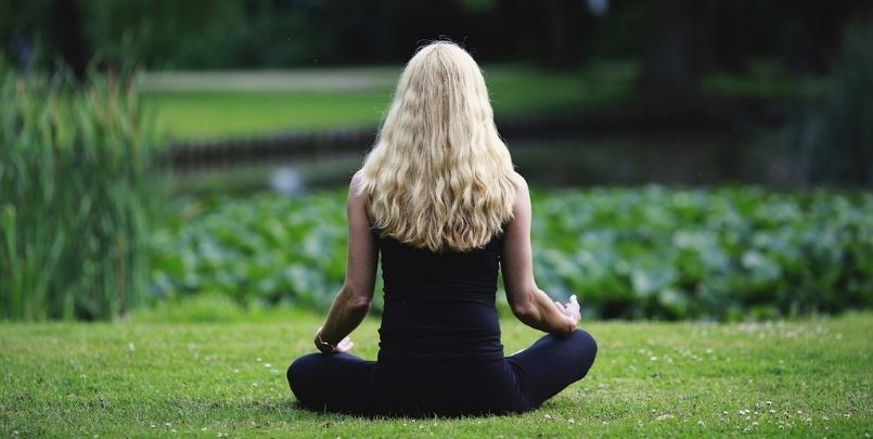 Medytacja na uspokojenie – jak medytować, aby pozbyć się stresu?